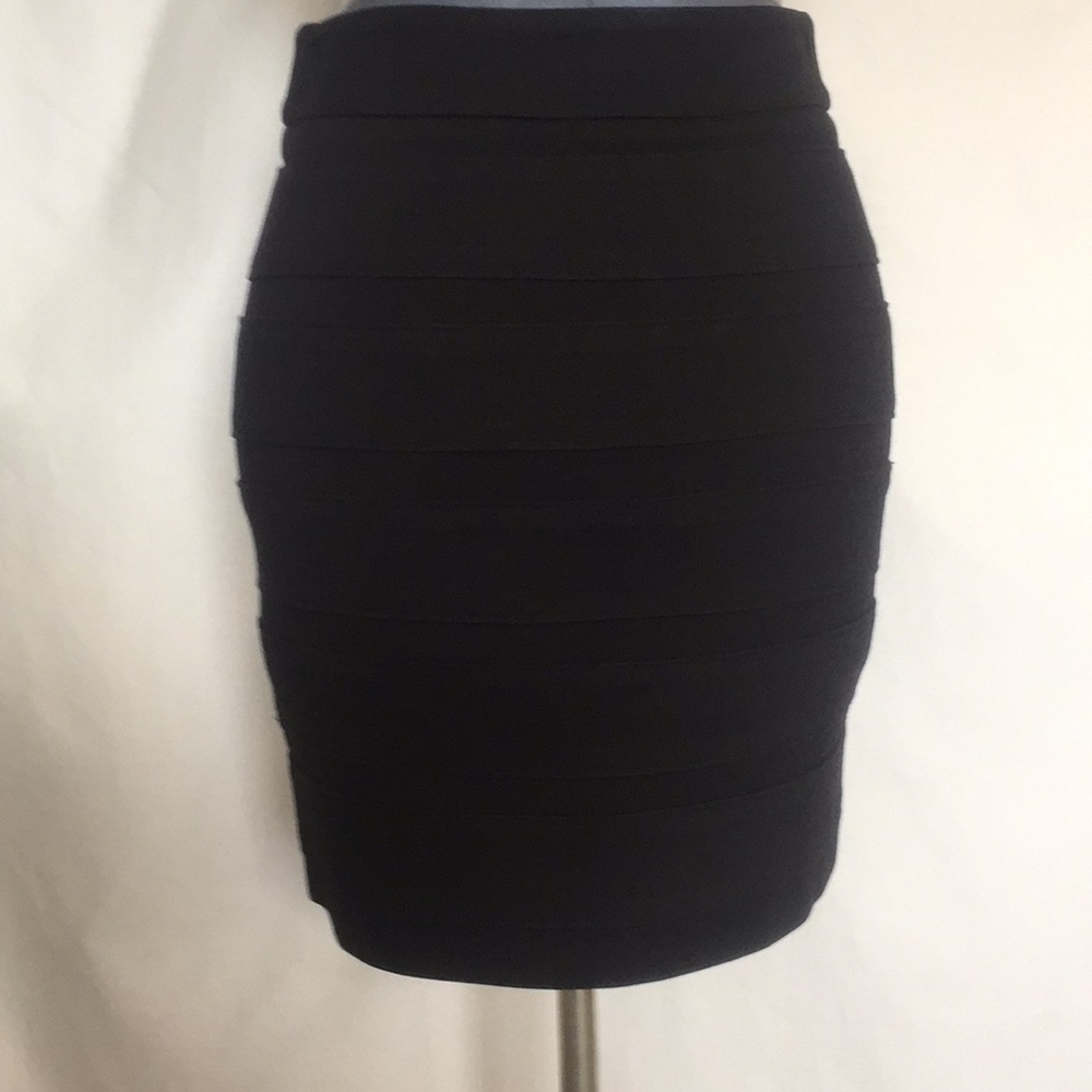 PAIGE SKIRT